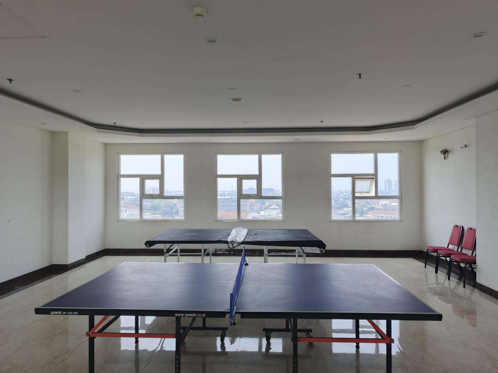 2Br Lucky Tower Residence Jakarta Old Town Top Floor Condo Exterior foto