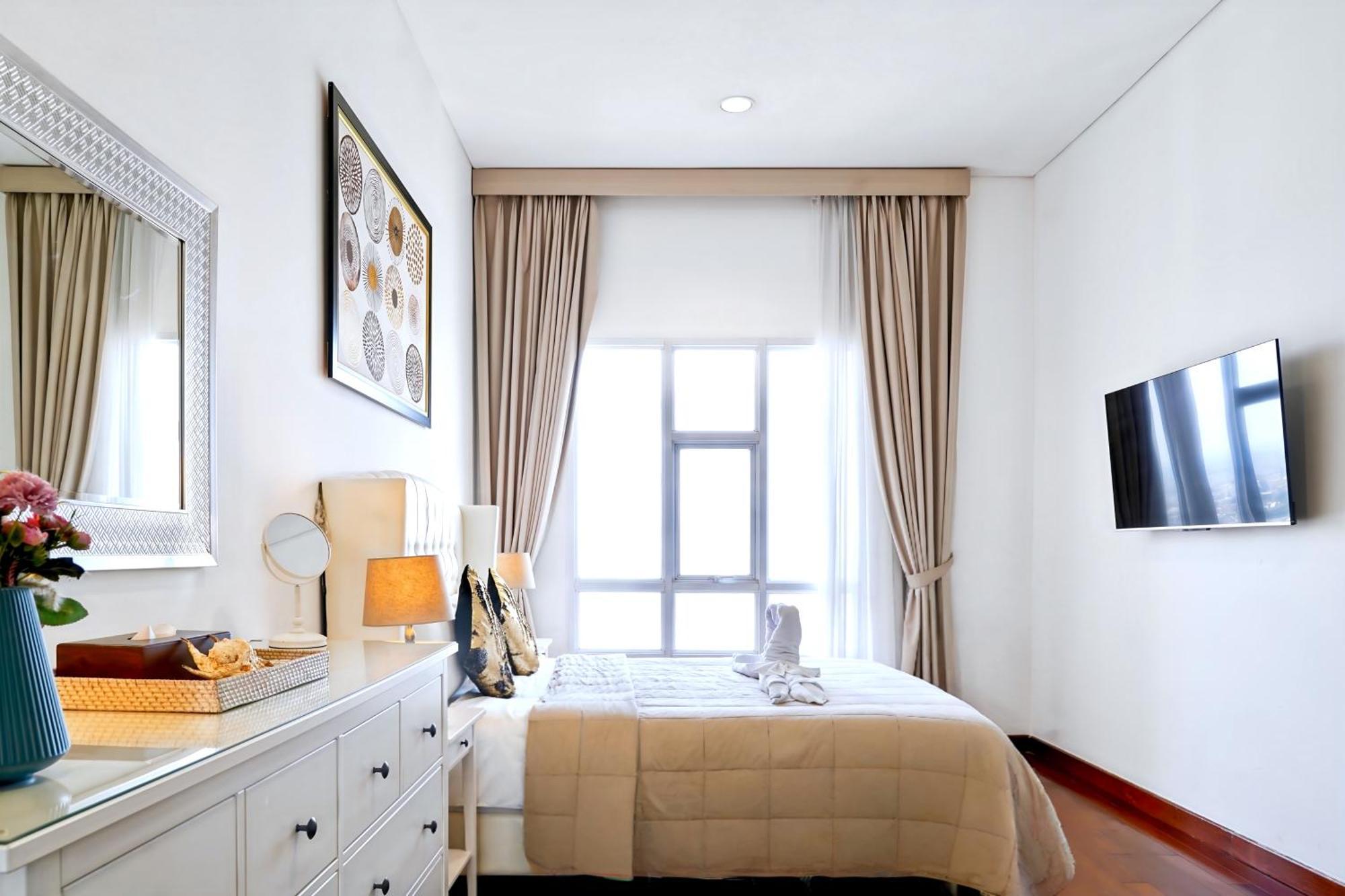 2Br Lucky Tower Residence Jakarta Old Town Top Floor Condo Exterior foto